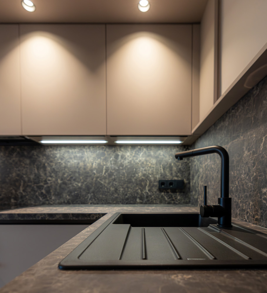 Studio 10 bed and seating area